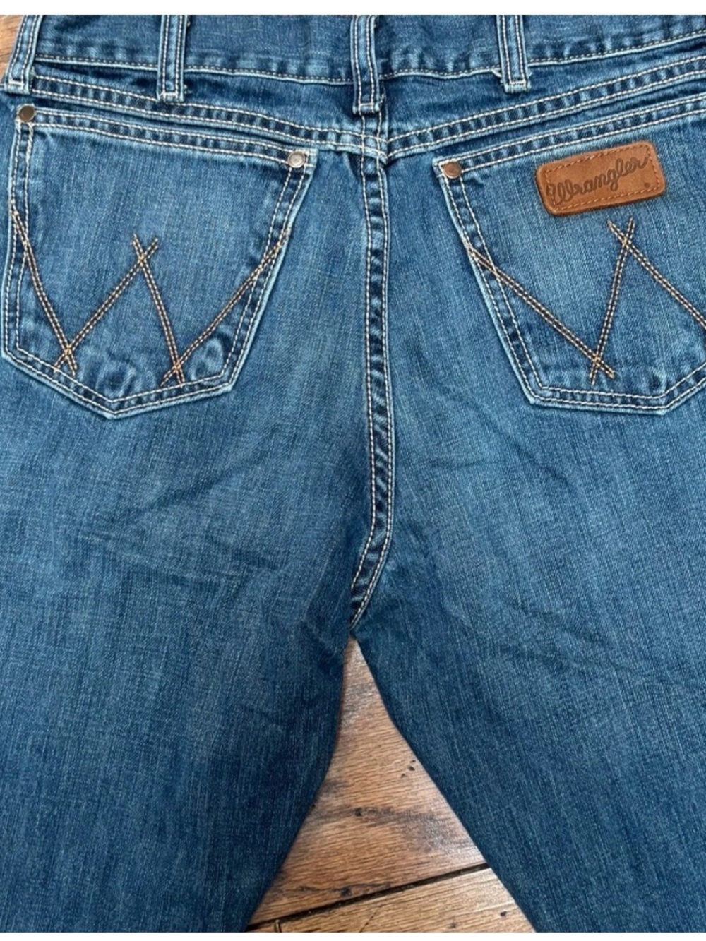 Wrangler Relaxed Retro bootcut jeans size 29